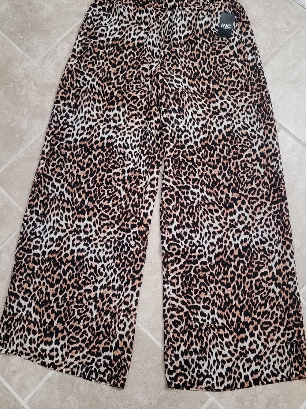 NWT INC International Concepts Leopard Print Wide Leg Pants Size [Insert